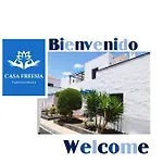 Air-conditioned Flat Casa Freesia アパート
